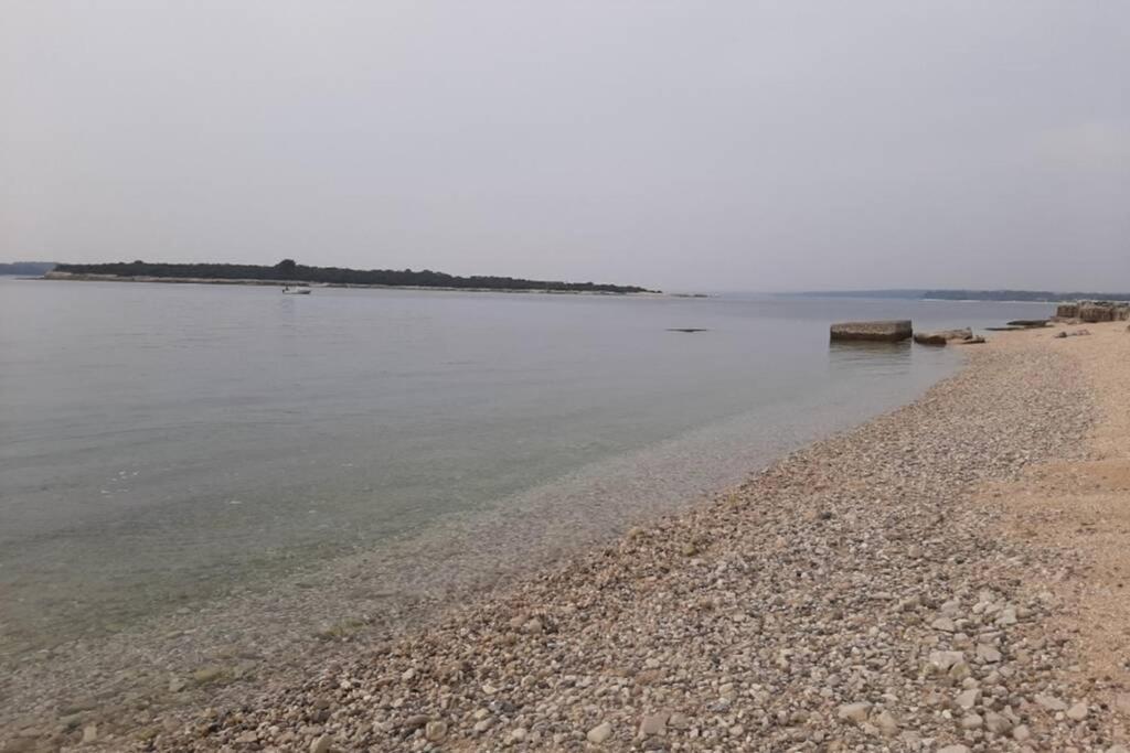 Apartman Near Fazana-500 From The Sea Exterior foto