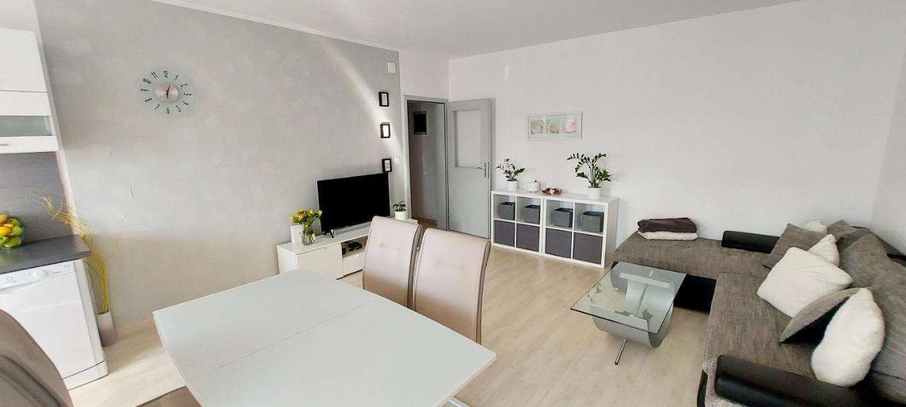 Apartman Near Fazana-500 From The Sea Exterior foto