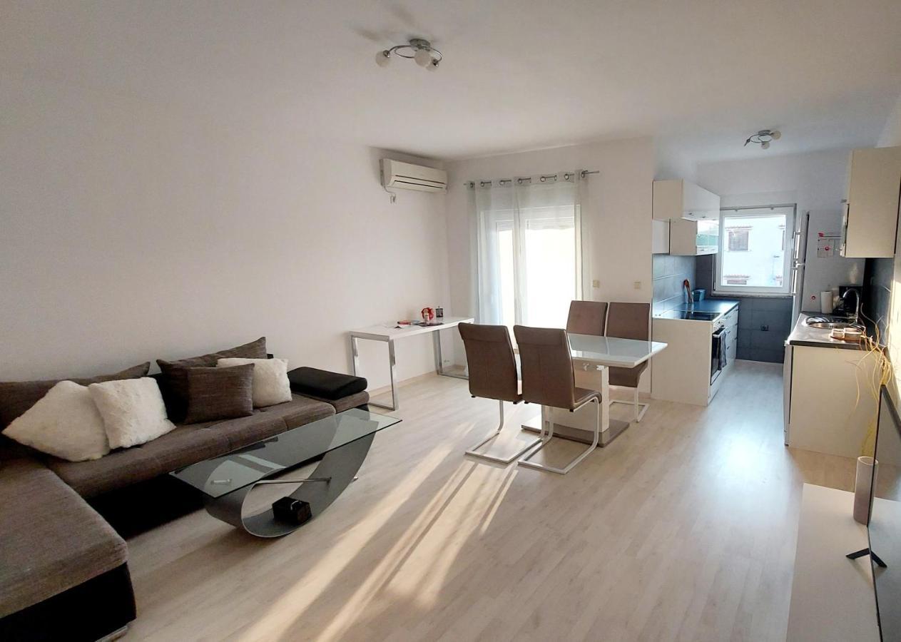 Apartman Near Fazana-500 From The Sea Exterior foto